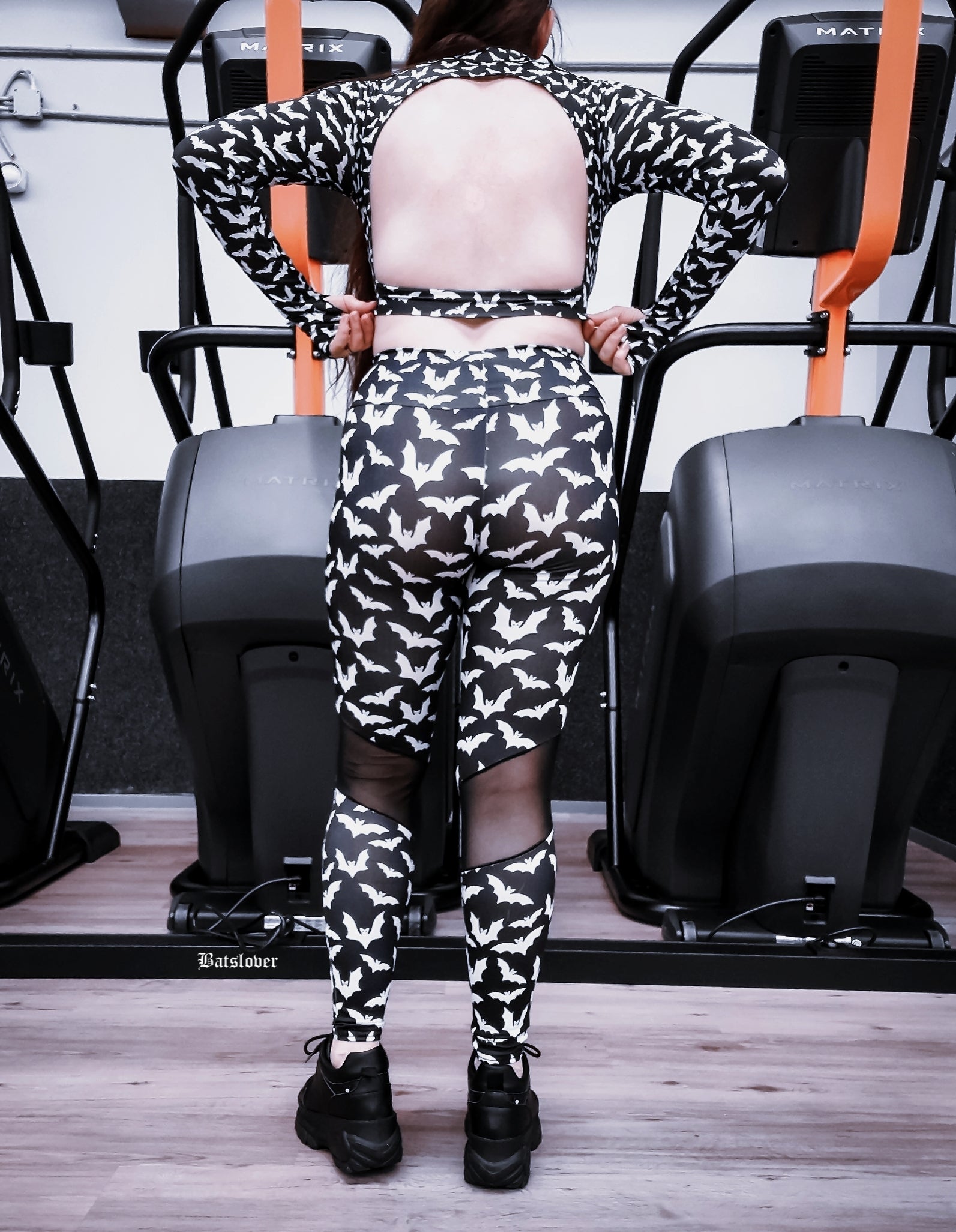 Bat black & White Sport Set With Backless Top And Leggings spookydoll